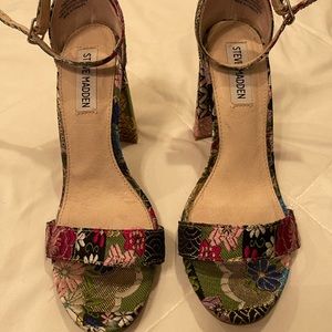 Steven Madden Multicolored Chunky Heels Size 7M